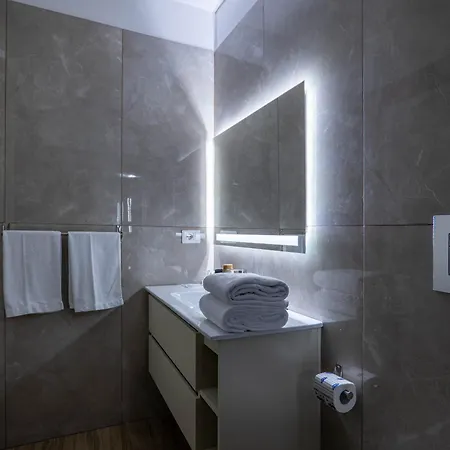 Πανσιόν Folklore Real Neapolitan Experience