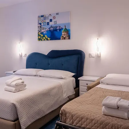 Guest house Folklore Real Neapolitan Experience